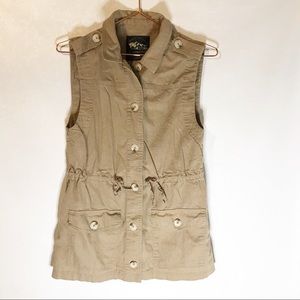 Tan/Beige Utility/ safari vest  NWOT